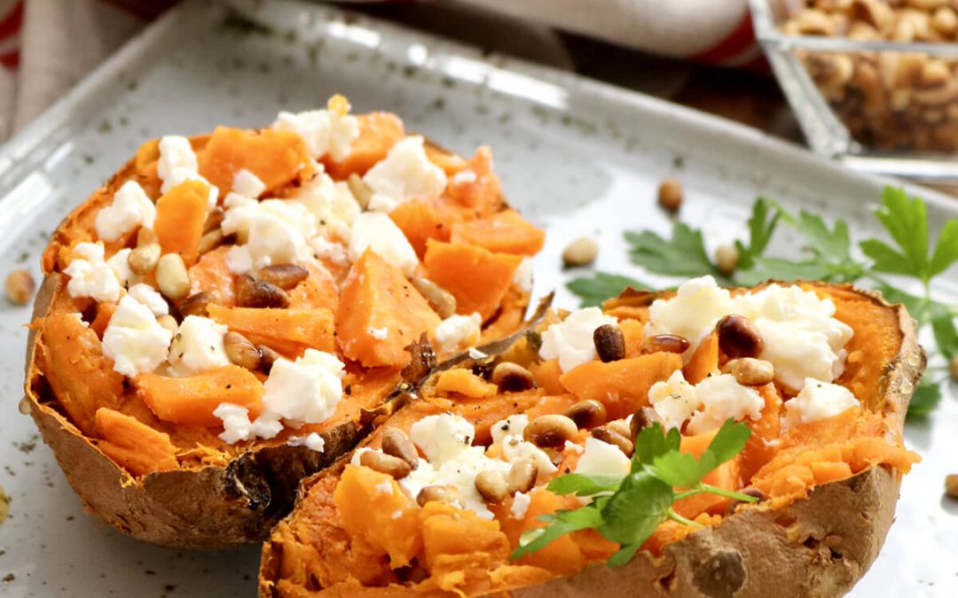 Patate douce à la feta, pignons et au miel